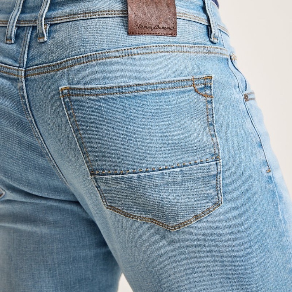 Tommy Bahama Men's Indigo Palms Light Indigo Wash Jeans EUC - Picture 3 of 8